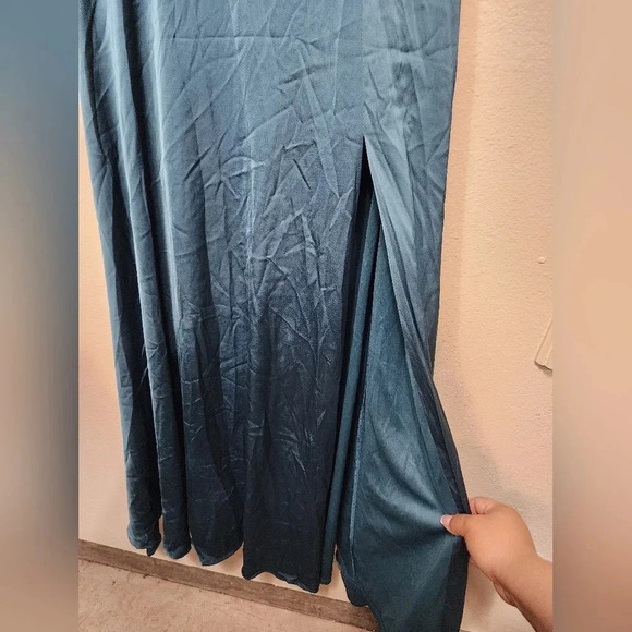 Lulu's Elegant Confidence Teal Satin Flutter Sleeve Cutout Maxi Dress Wedding - Picture 8 of 11